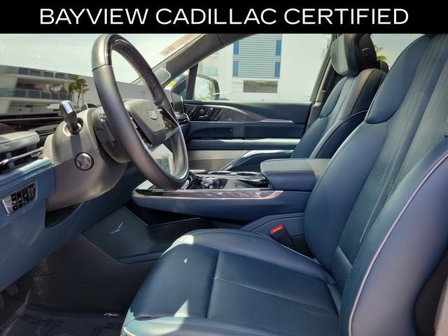 2025 Cadillac ESCALADE IQ Luxury 2