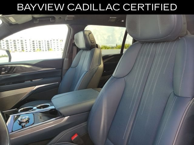 2025 Cadillac ESCALADE IQ Luxury 2
