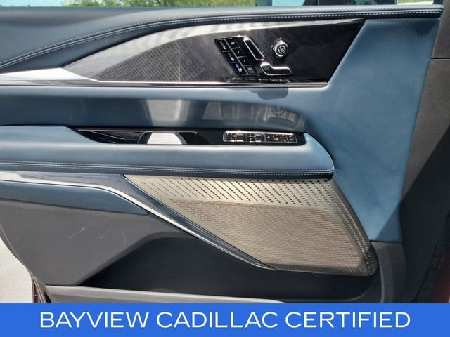2025 Cadillac ESCALADE IQ Luxury 2