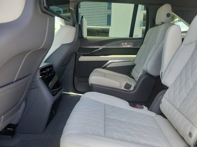 2026 Cadillac ESCALADE IQ Sport