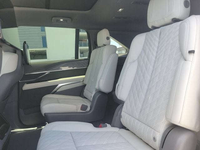 2026 Cadillac ESCALADE IQ Sport