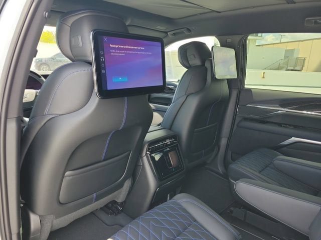 2026 Cadillac ESCALADE IQ Sport