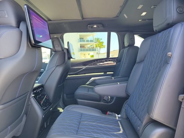 2026 Cadillac ESCALADE IQ Sport