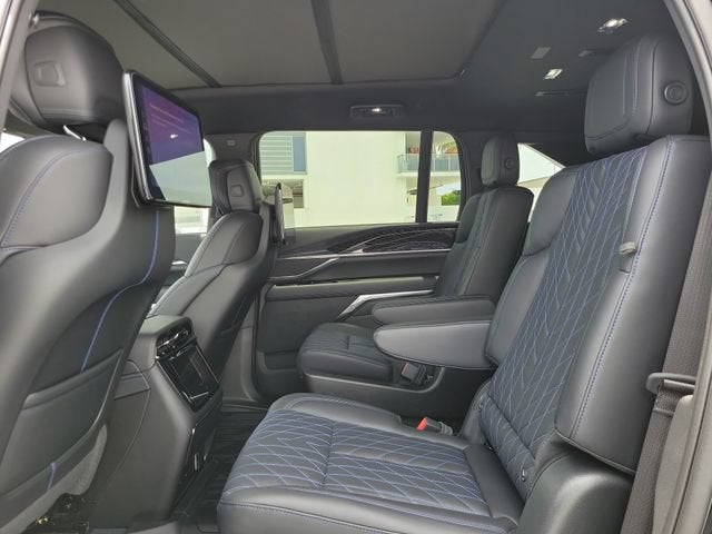 2026 Cadillac ESCALADE IQ Sport