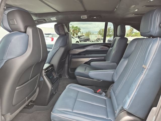 2026 Cadillac ESCALADE IQ Premium Sport