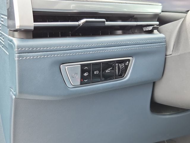 2026 Cadillac ESCALADE IQ Premium Sport