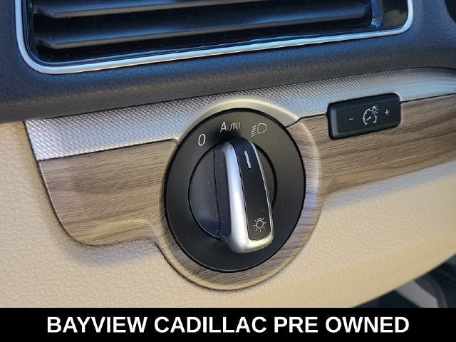 2017 Volkswagen Passat 1.8T SE