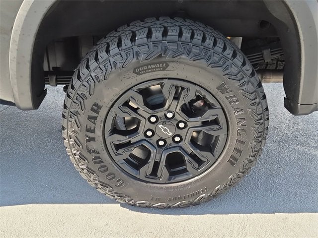 2025 Chevrolet Silverado 1500 ZR2