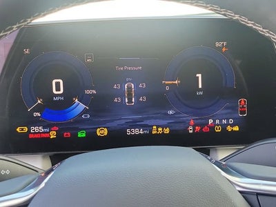 2025 Chevrolet Equinox EV LT