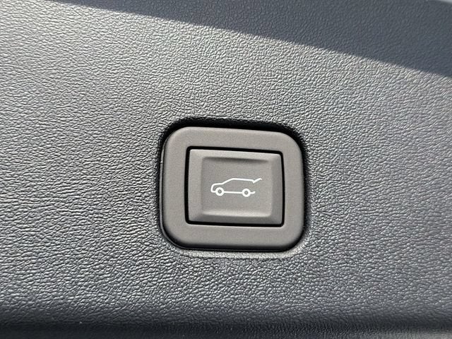 2027 Cadillac OPTIQ Luxury