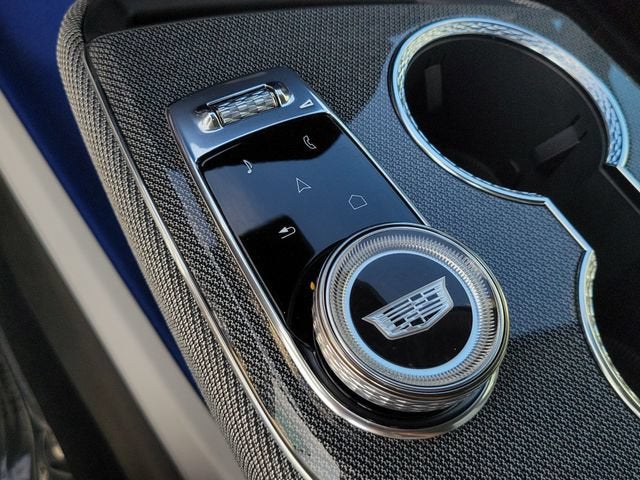 2027 Cadillac OPTIQ Luxury