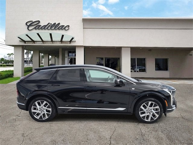 2026 Cadillac OPTIQ Luxury