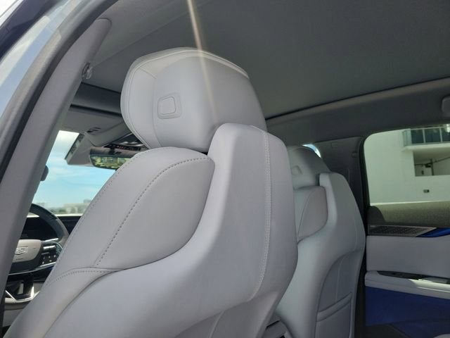 2026 Cadillac OPTIQ Premium Luxury