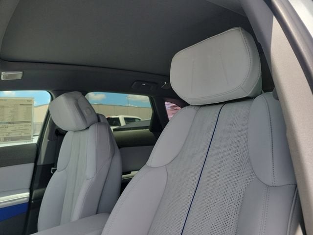 2026 Cadillac OPTIQ Premium Luxury