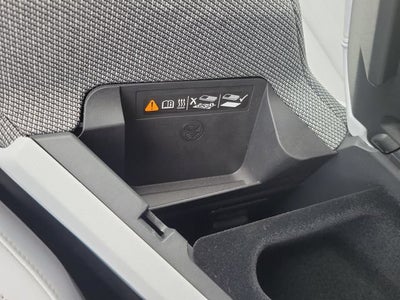 2027 Cadillac OPTIQ Premium Luxury