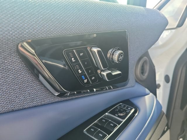 2027 Cadillac OPTIQ Premium Sport - Photo 25