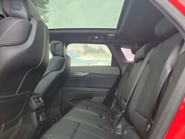 2025 Cadillac OPTIQ Sport 2