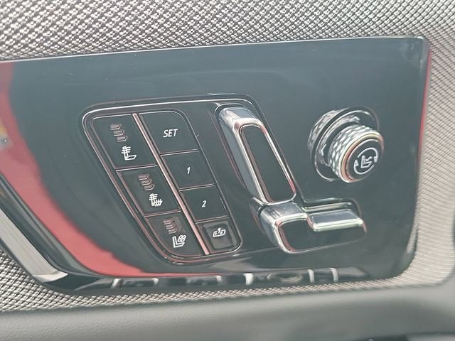 2025 Cadillac OPTIQ Sport 2