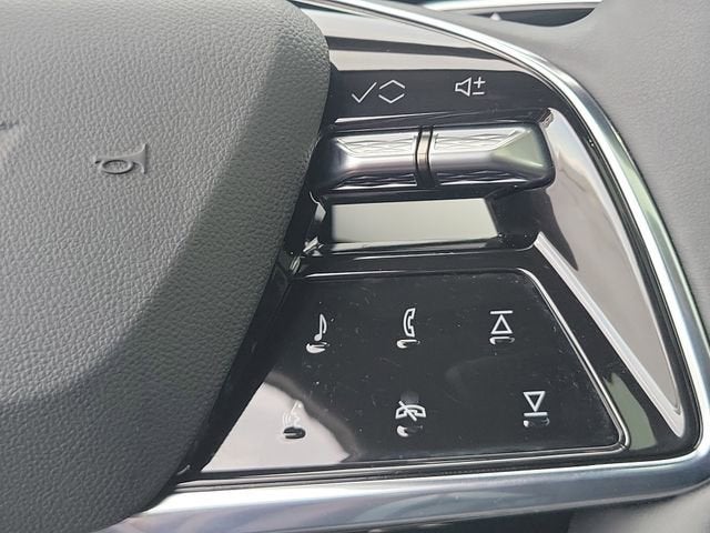 2025 Cadillac OPTIQ Sport 2