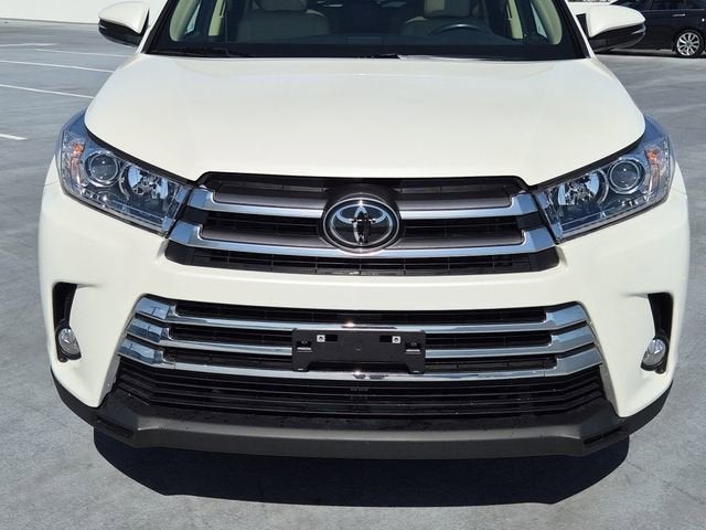 2017 Toyota Highlander Limited