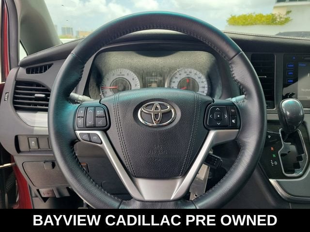 2017 Toyota Sienna SE