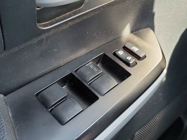 2018 Toyota Tundra 4WD SR5