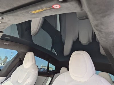 2022 Tesla Model S Plaid