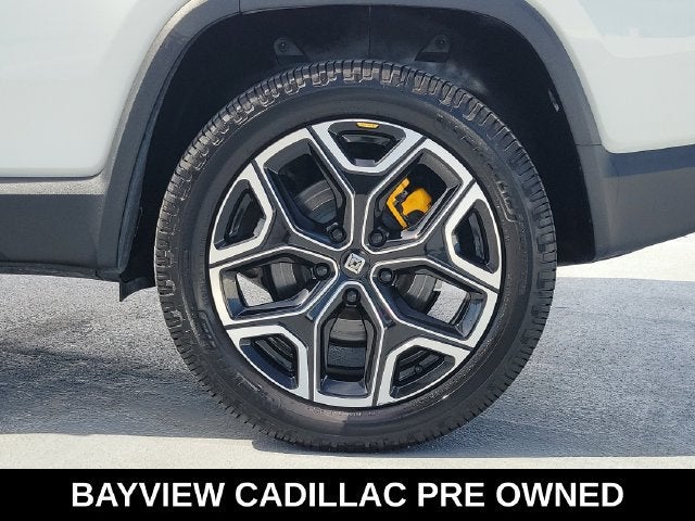 2023 RIVIAN R1S Adventure