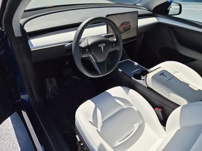 2024 Tesla Model Y Long Range