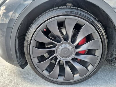 2024 Tesla Model Y Performance