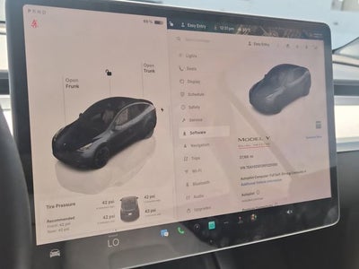 2024 Tesla Model Y Performance