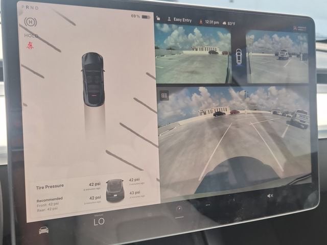 2024 Tesla Model Y Performance