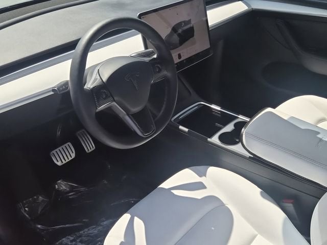 2024 Tesla Model Y Performance