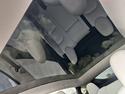 2024 Tesla Model Y Performance