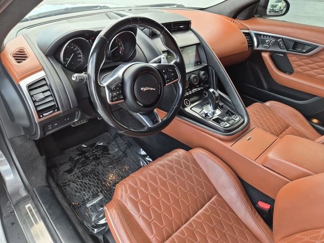 2019 Jaguar F-TYPE SVR