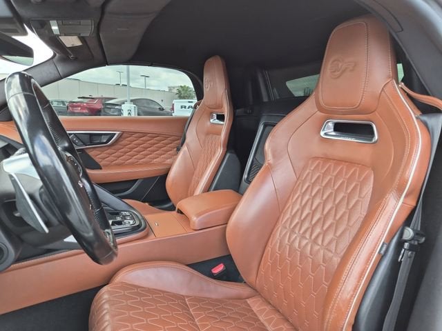 2019 Jaguar F-TYPE SVR