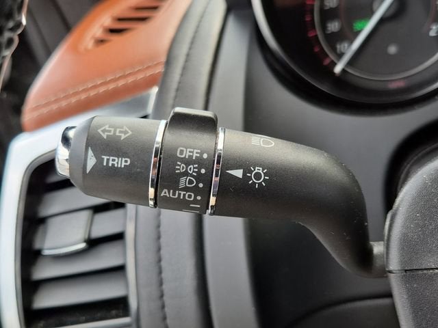 2019 Jaguar F-TYPE SVR