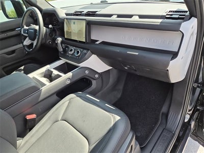 2025 Land Rover Defender S