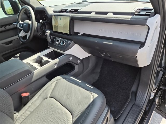 2025 Land Rover Defender S