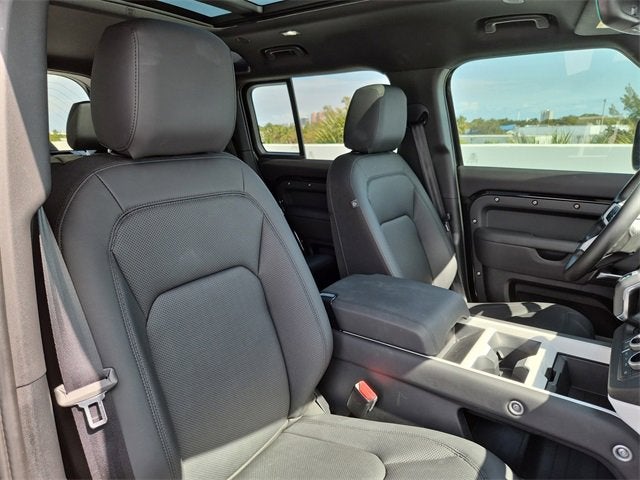 2025 Land Rover Defender S