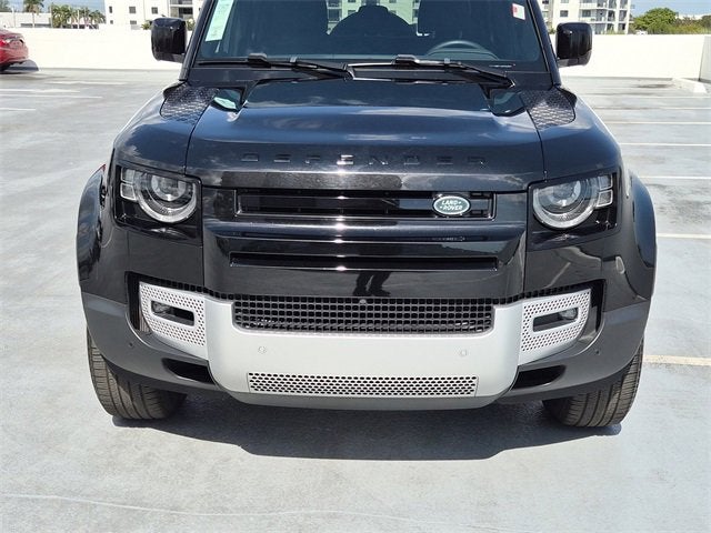 2025 Land Rover Defender S