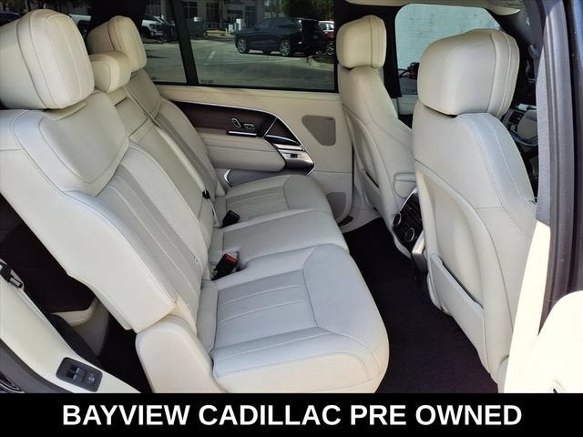 2025 Land Rover Range Rover SE