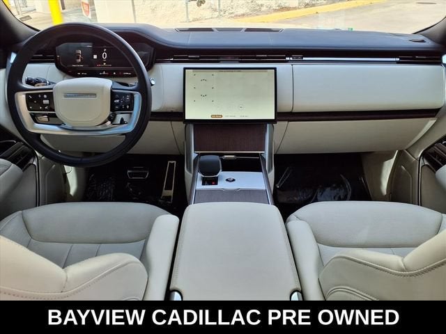 2025 Land Rover Range Rover SE