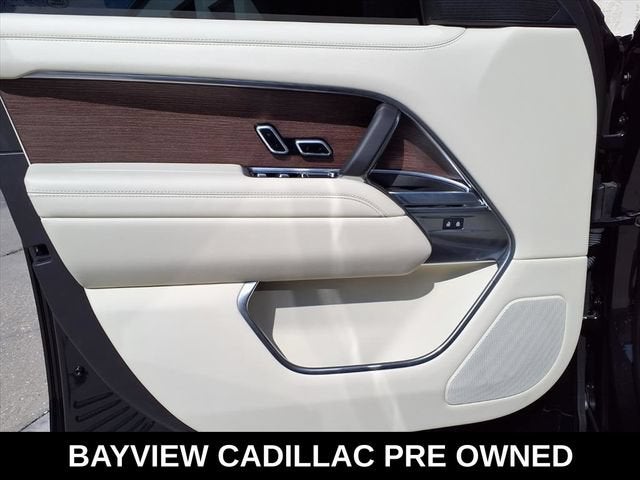 2025 Land Rover Range Rover SE