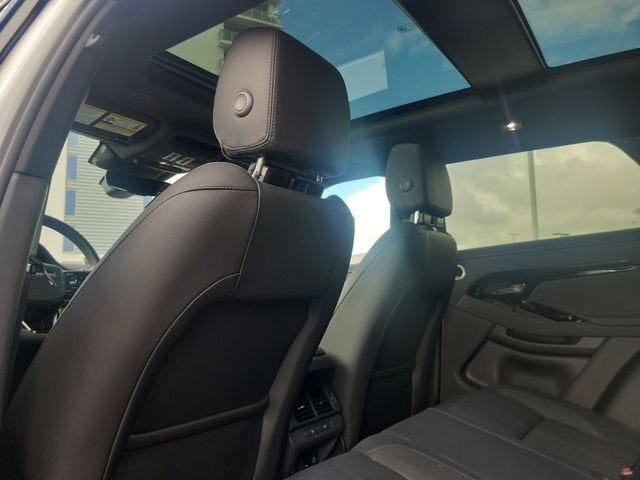 2025 Land Rover Range Rover Evoque Core S