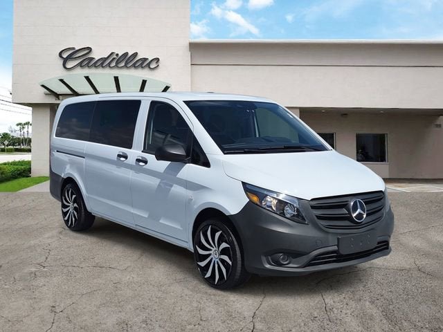 2023 Mercedes-Benz Metris Passenger Van Passenger