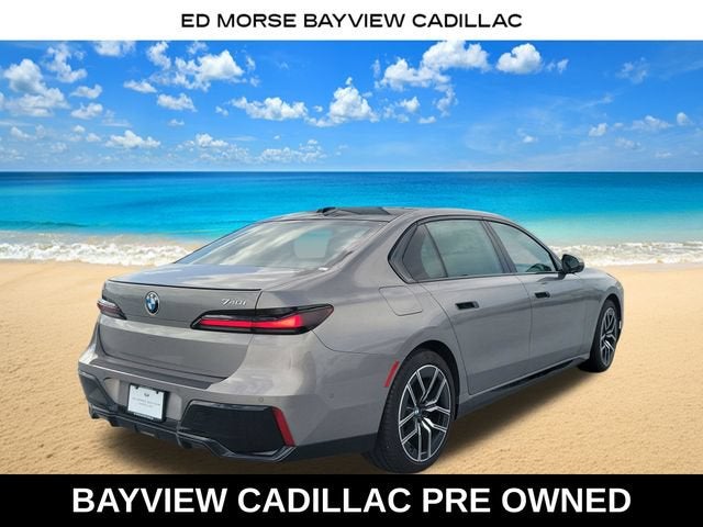 2023 BMW 7 Series 740i