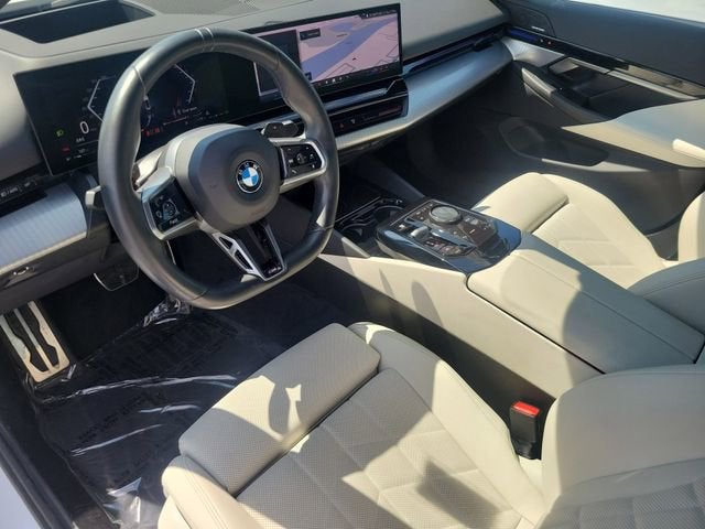2024 BMW 5 Series 530i