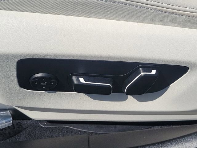 2024 BMW 5 Series 530i
