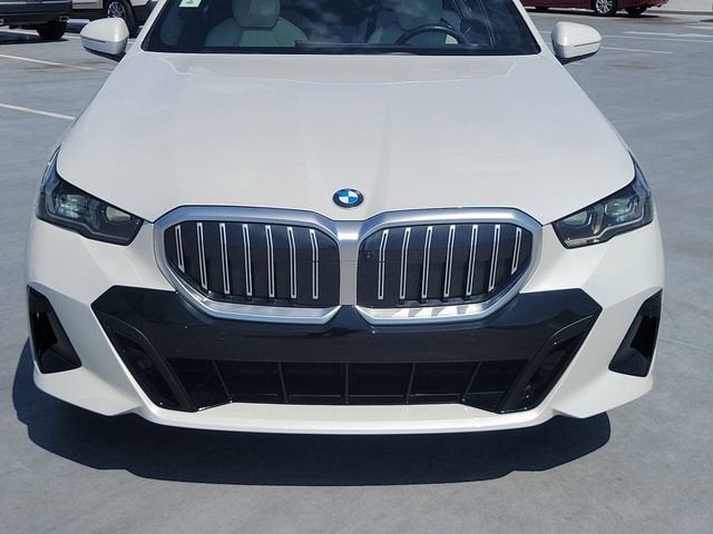 2024 BMW 5 Series 530i